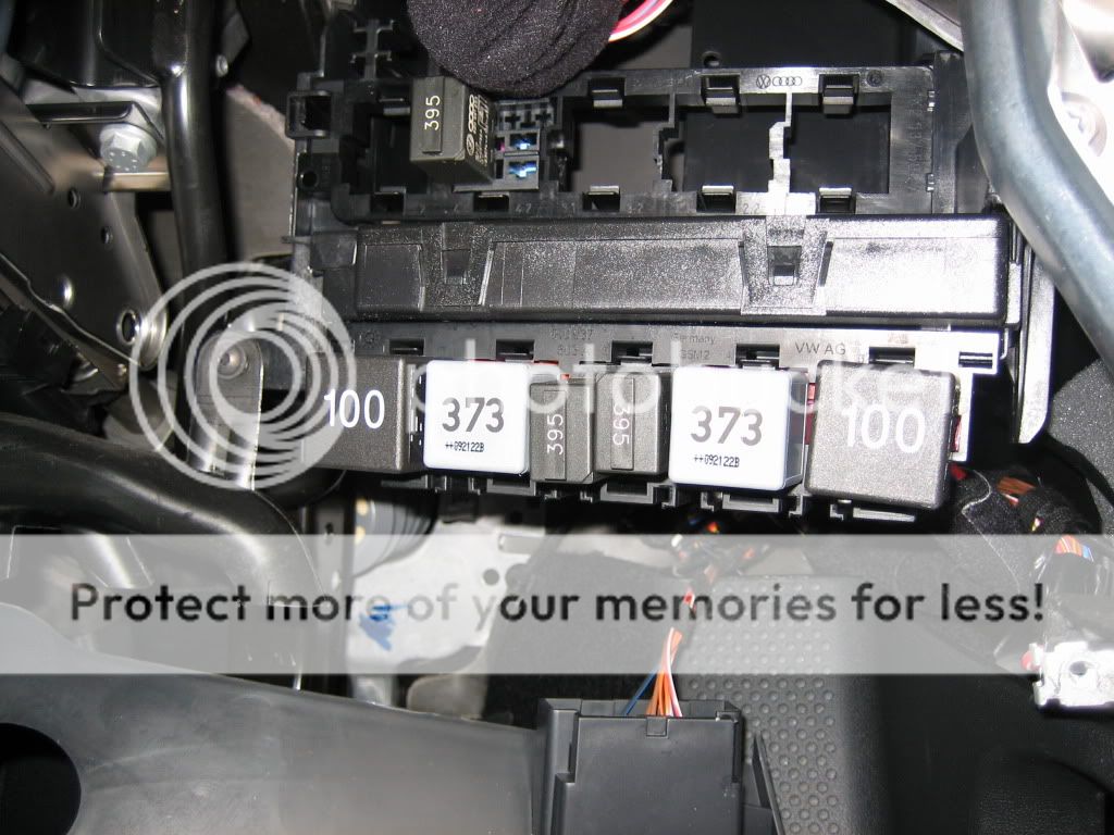 Octavia FL Scout access to relays + fusebox Skoda Octavia Guides